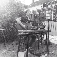Geert Noppe [Walrus solo}